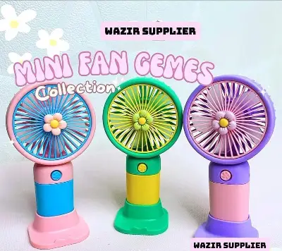 Mini Rechargeable Handheld Fan Green Yellow ABS 3