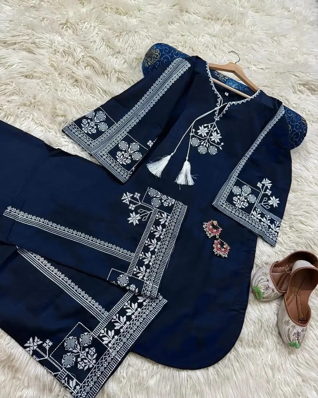 Blue Aari Embroidered Women's 3Pcs Suit Set