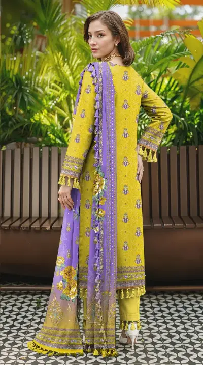 Golden Printed Lawn 3-Piece Suit Set 2