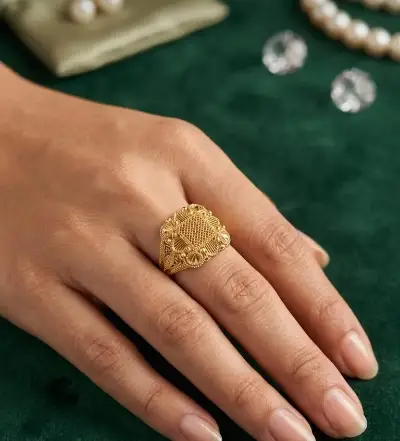Golden Flower Design Women's Wedding Ring 16-19
